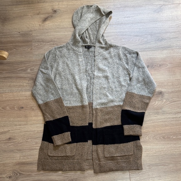 Lety & Me Sweaters - Women's Hooded Cardigan Sweater - Gray and Brown